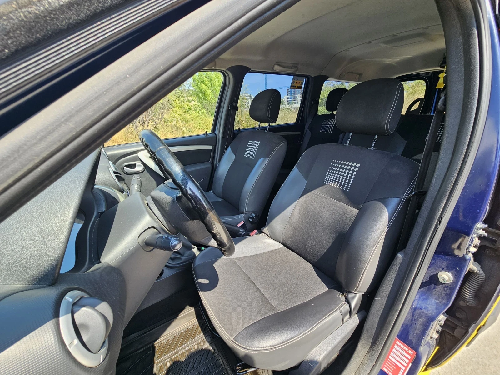 Dacia Logan 1.6 16V - изображение 9