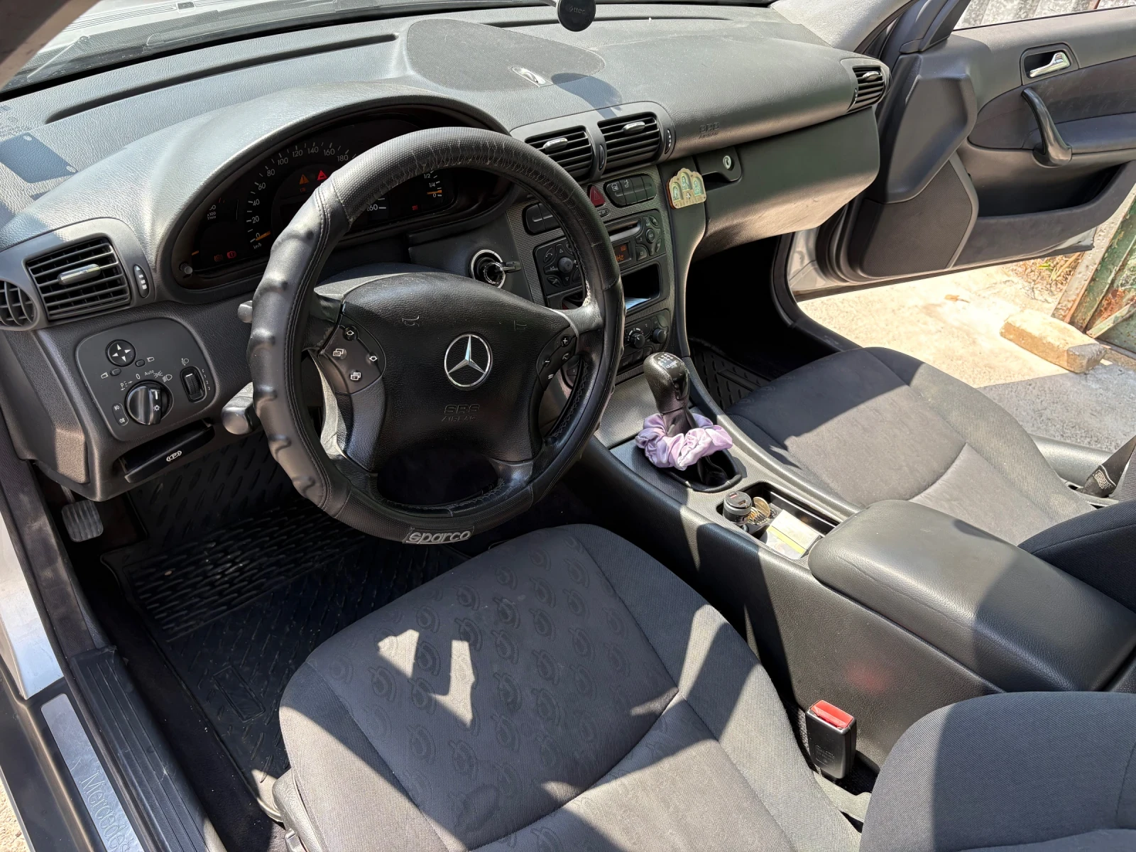 Mercedes-Benz C 220  - изображение 9