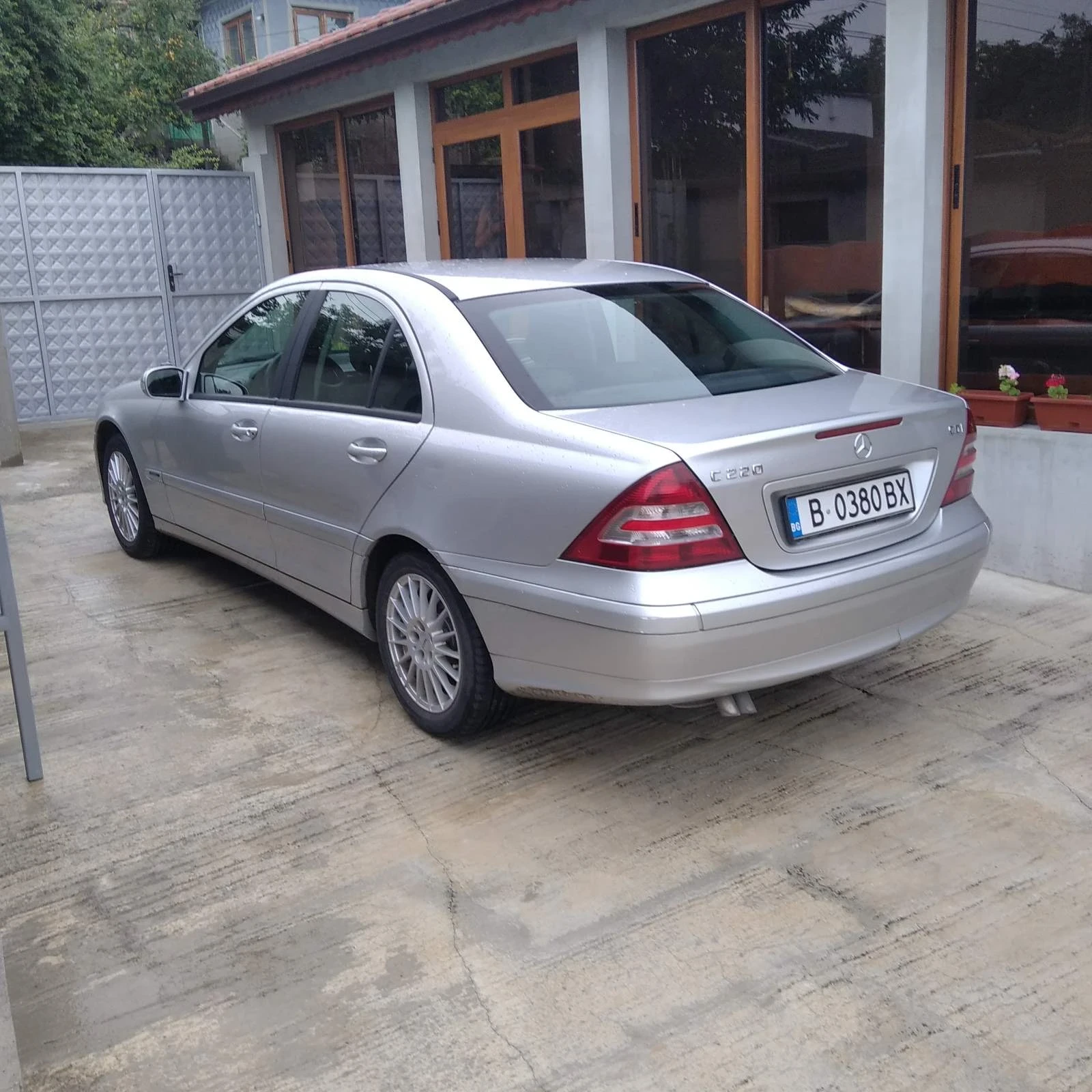 Mercedes-Benz 220 | Mobile.bg — изображение 11