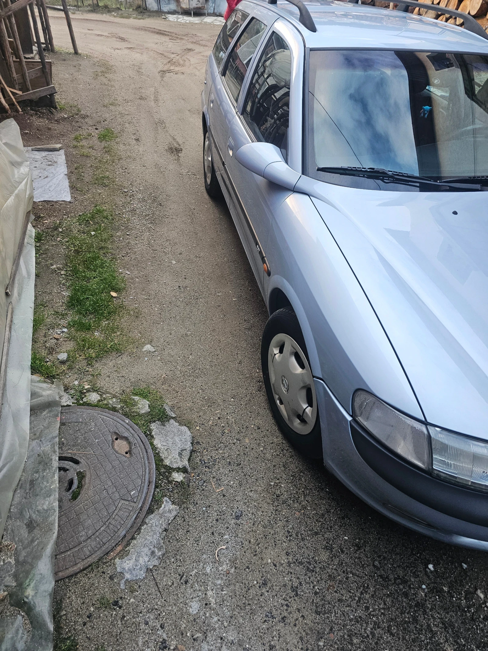 Opel Vectra 1.6 - изображение 4
