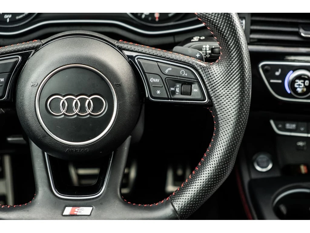 Audi A4 * Progressiv| NoAccident| S Line Black| Sunroof| C | Mobile.bg � ����������� 16