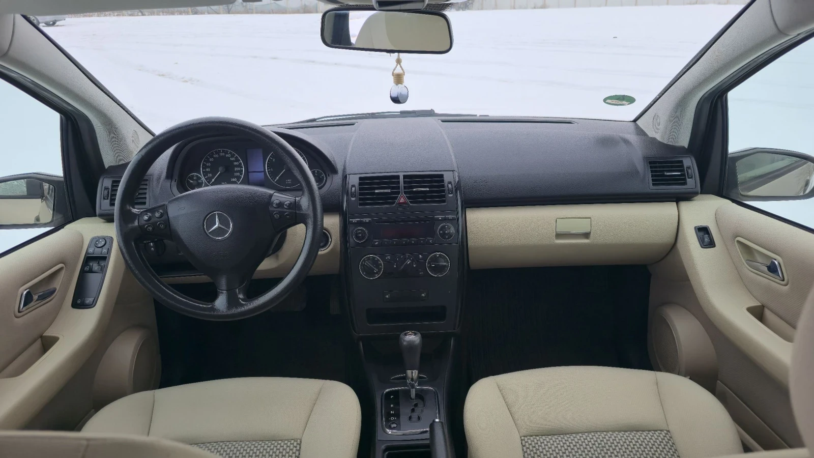 Mercedes-Benz A 170 Автомат - изображение 7