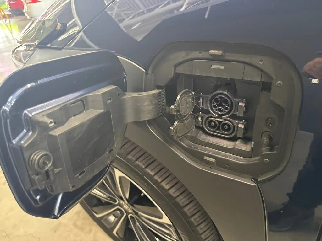 Toyota bZ4X XLE* JBL* �������* ���������* ��������* ������ | Mobile.bg � ����������� 6