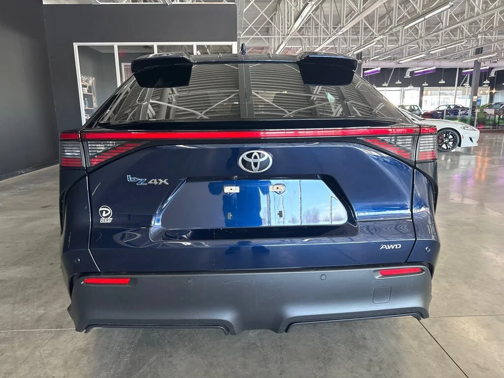 Toyota bZ4X XLE* JBL* �������* ���������* ��������* ������ | Mobile.bg � ����������� 3