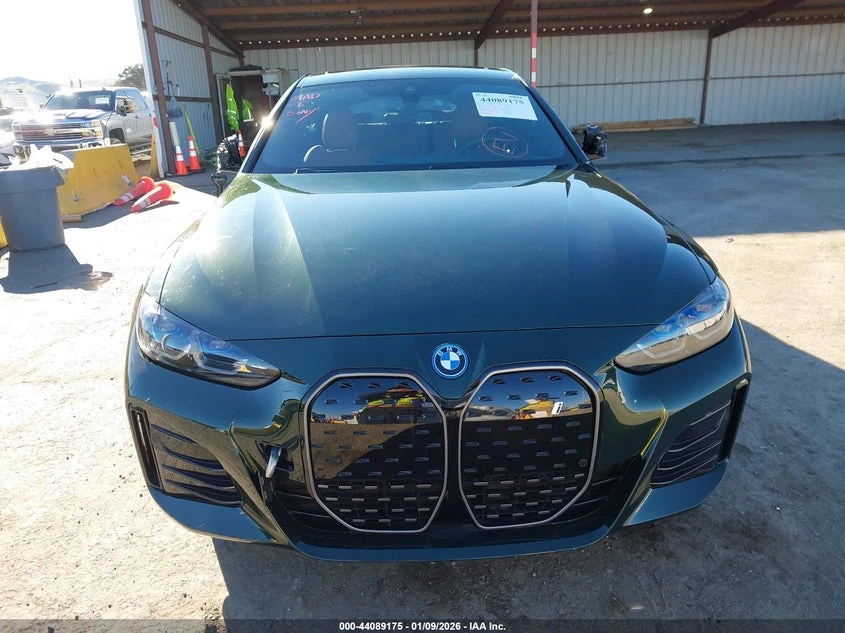 BMW i4 Gran Coupe Edrive35, снимка 12 - Автомобили и джипове - 53773678