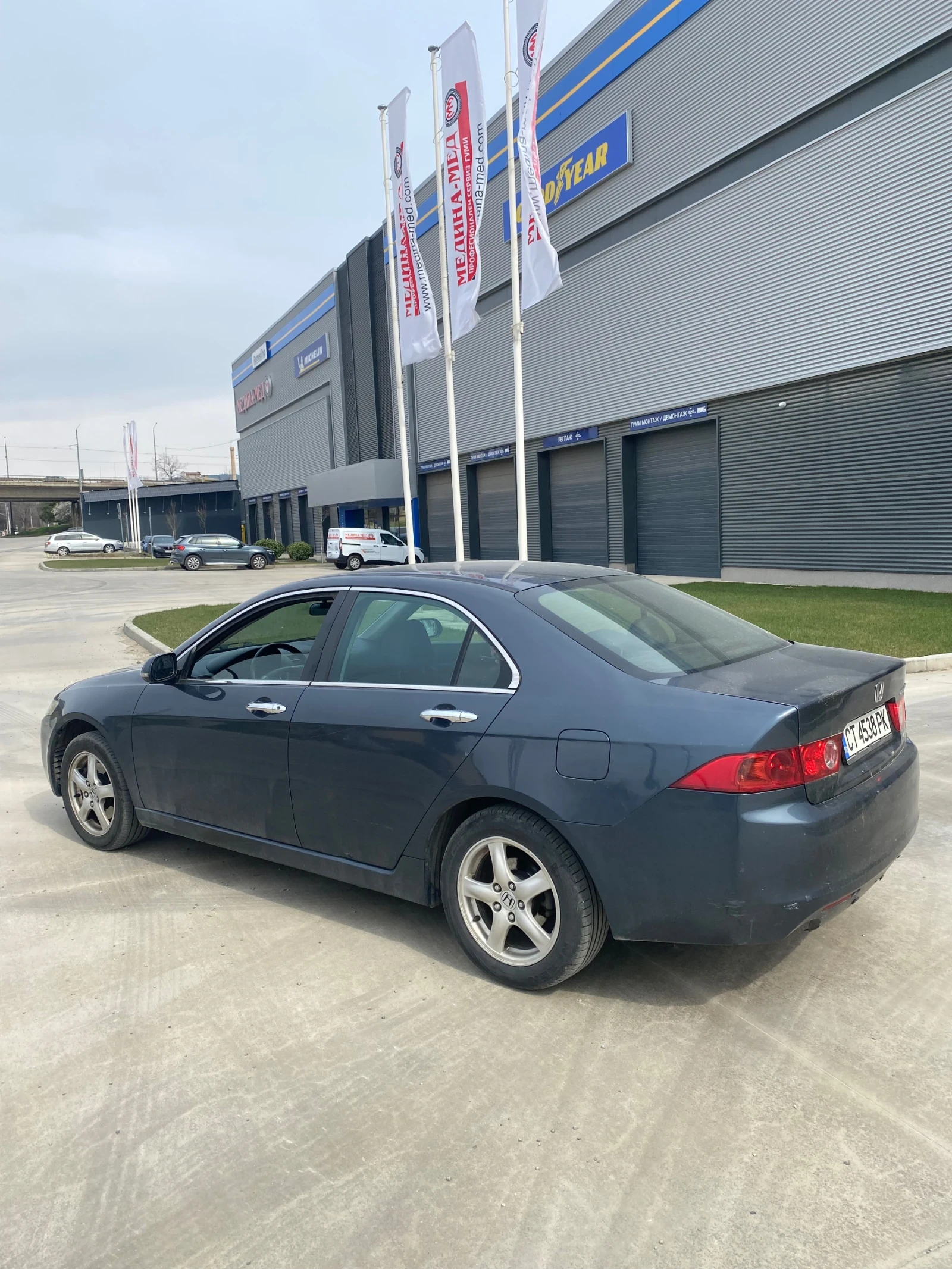 Honda Accord 2.0 144к.с, снимка 10 - Автомобили и джипове - 53978897