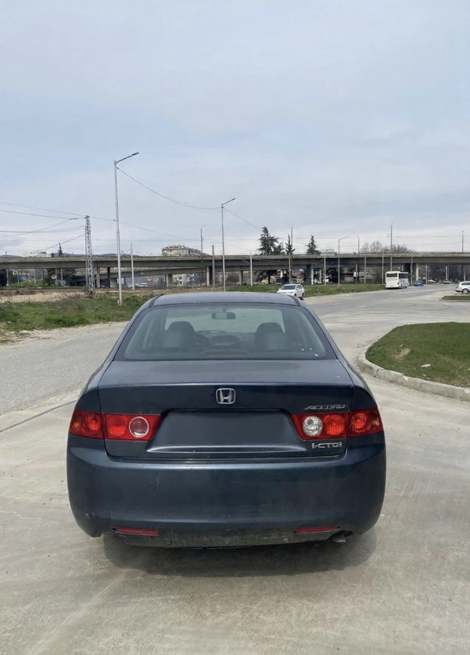 Honda Accord 2.0 144к.с, снимка 5 - Автомобили и джипове - 53978897