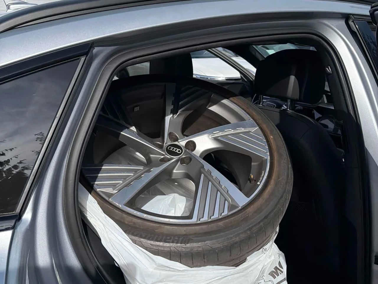 Audi E-Tron Technik/��������/360/����� ���� � ������/OT AUDI | Mobile.bg � ����������� 13