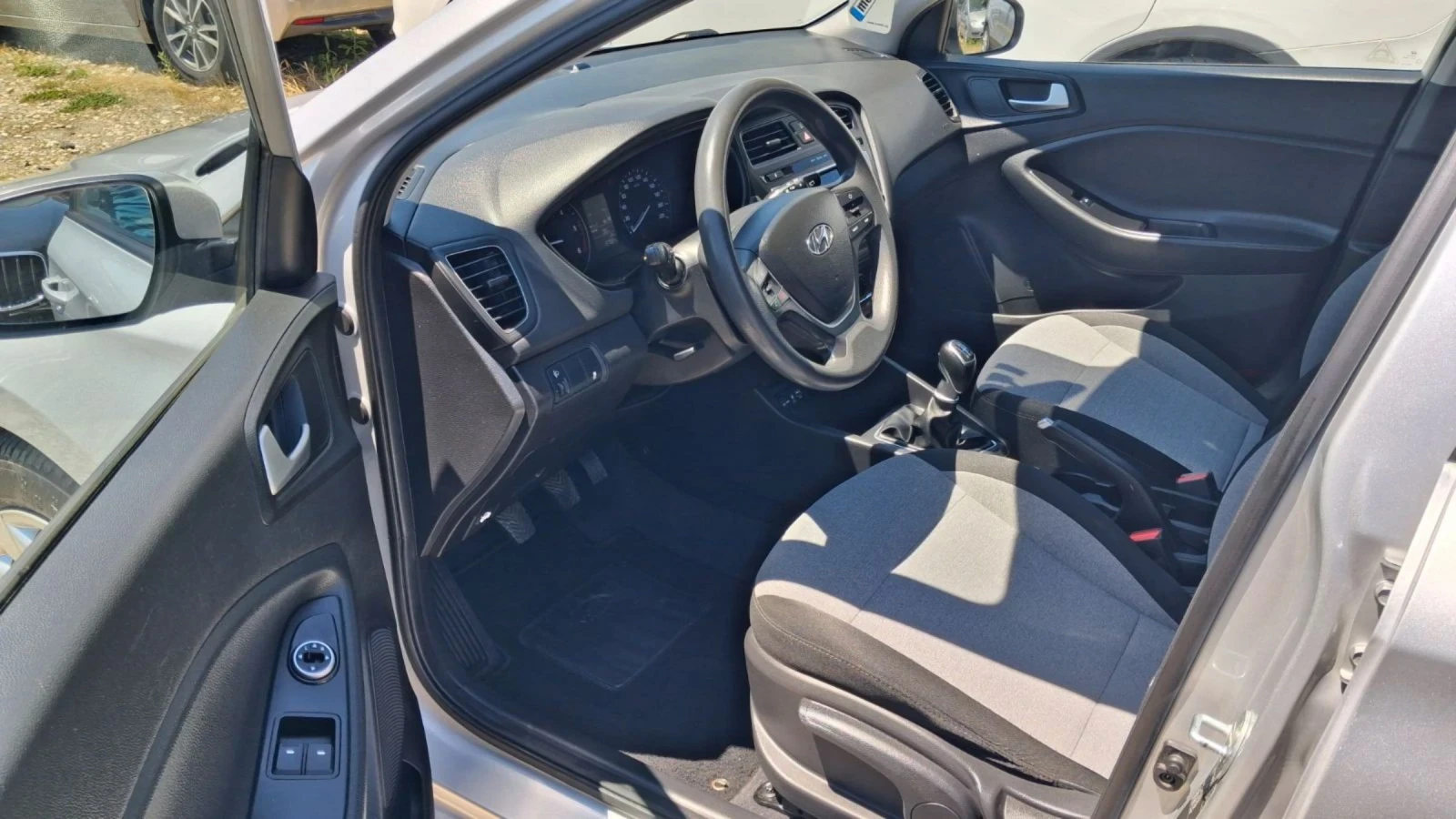Hyundai I20 1.1CRDI, снимка 7 - Автомобили и джипове - 54791689