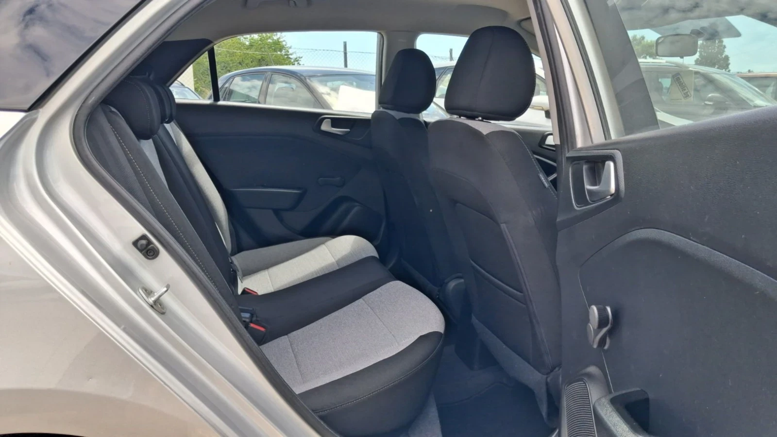 Hyundai I20 1.1CRDI, снимка 11 - Автомобили и джипове - 54791689