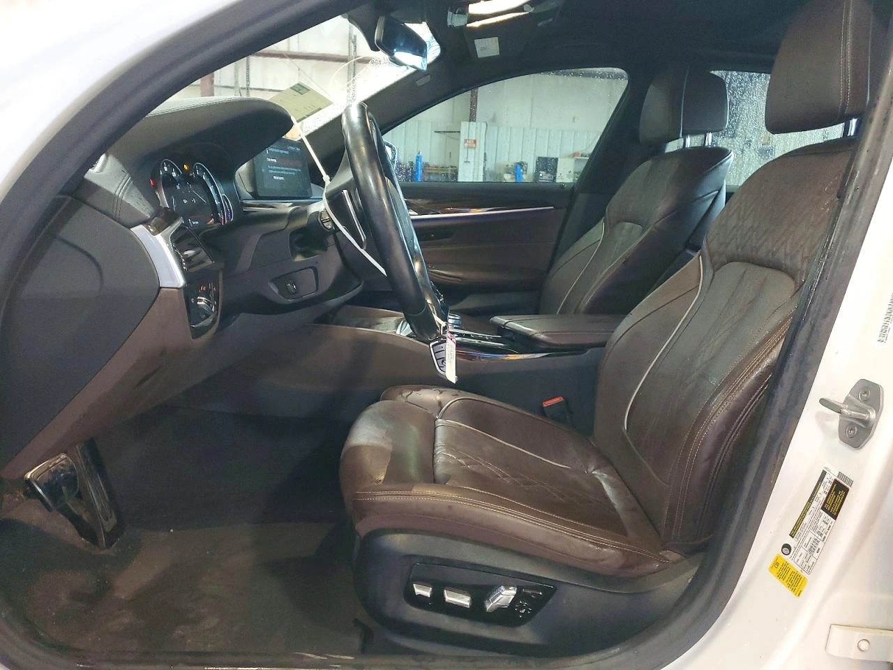 BMW 540 Harman/Kardon* подгрев* обдухване* Heads-up* , снимка 7 - Автомобили и джипове - 54822960
