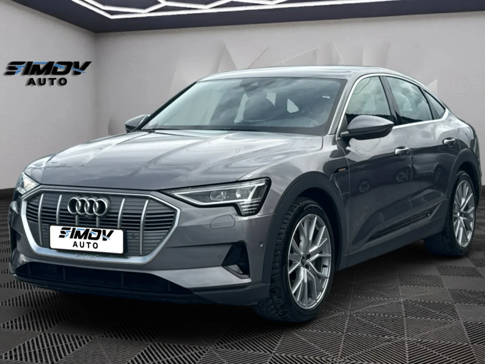 Audi E-Tron 55 SPORTBACK S-LINE 95KWH 408КС. КАМЕРИ 360 КОЖА