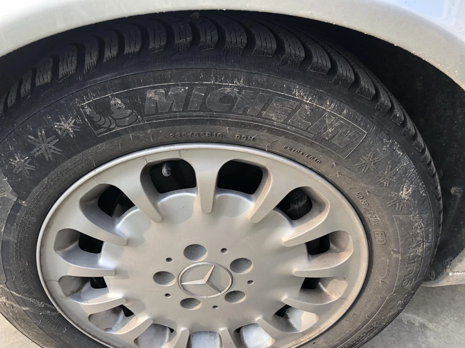 Mercedes-Benz E 280, снимка 4 - Автомобили и джипове - 55135044