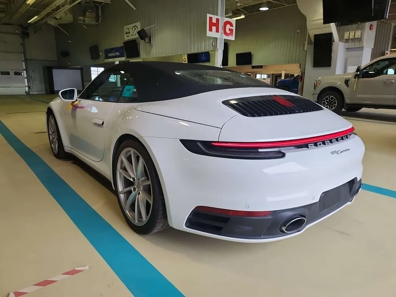 Porsche 911 * CARRERA * CARFAX * , снимка 4 - Автомобили и джипове - 55230078