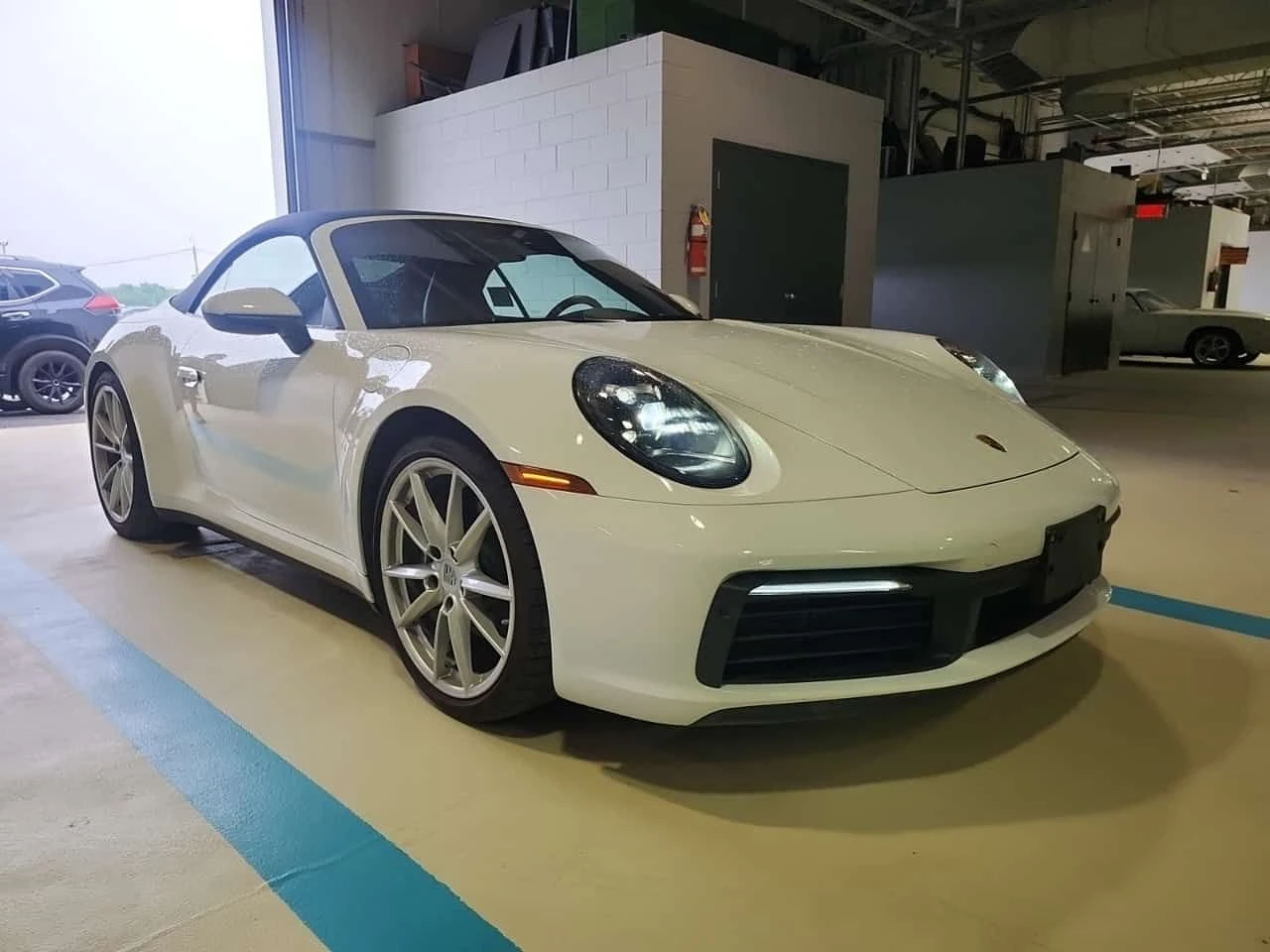 Porsche 911 * CARRERA * CARFAX * , снимка 2 - Автомобили и джипове - 55230078