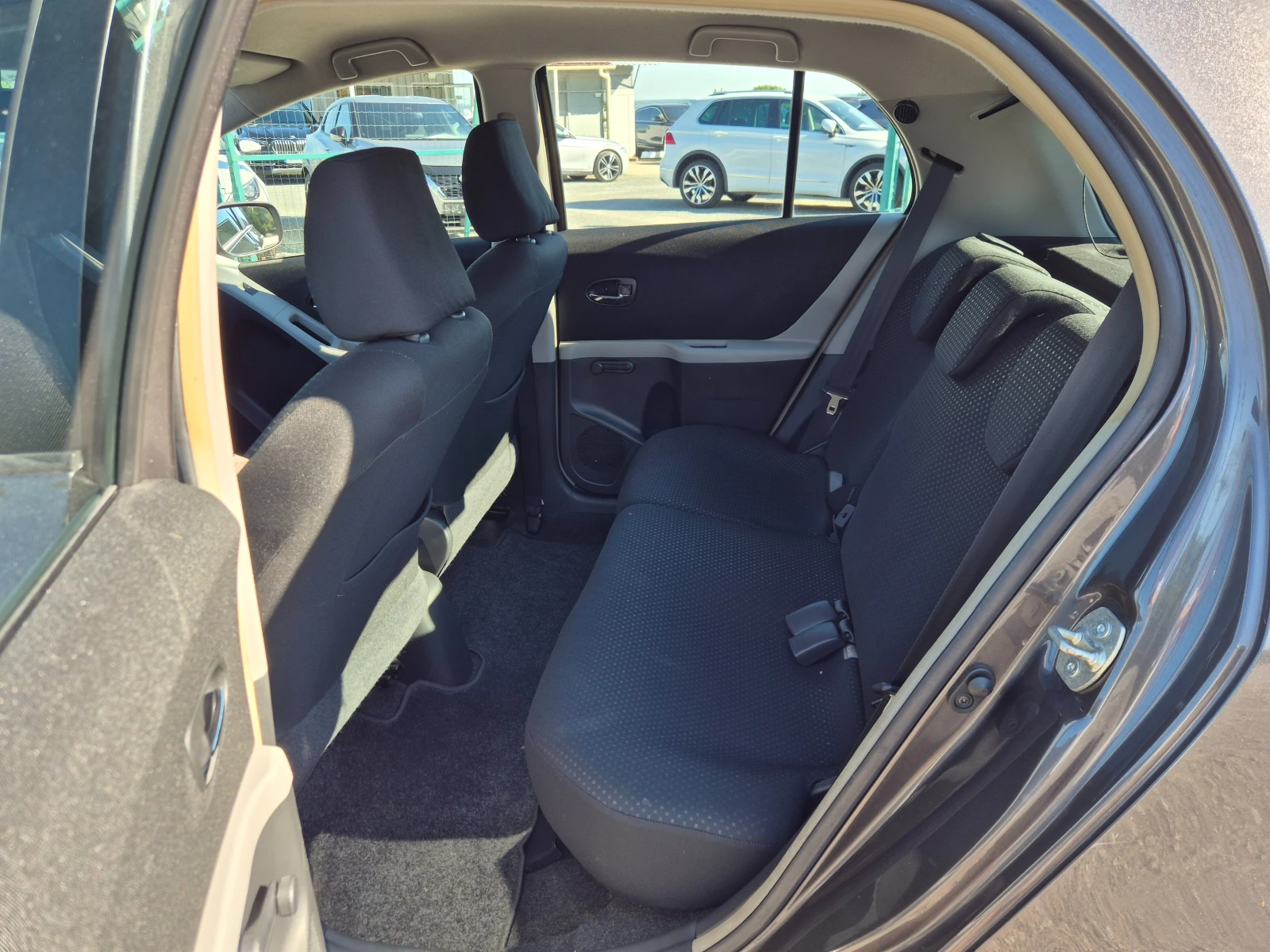 Toyota Yaris 1.3VVT-i | Mobile.bg � ����������� 12