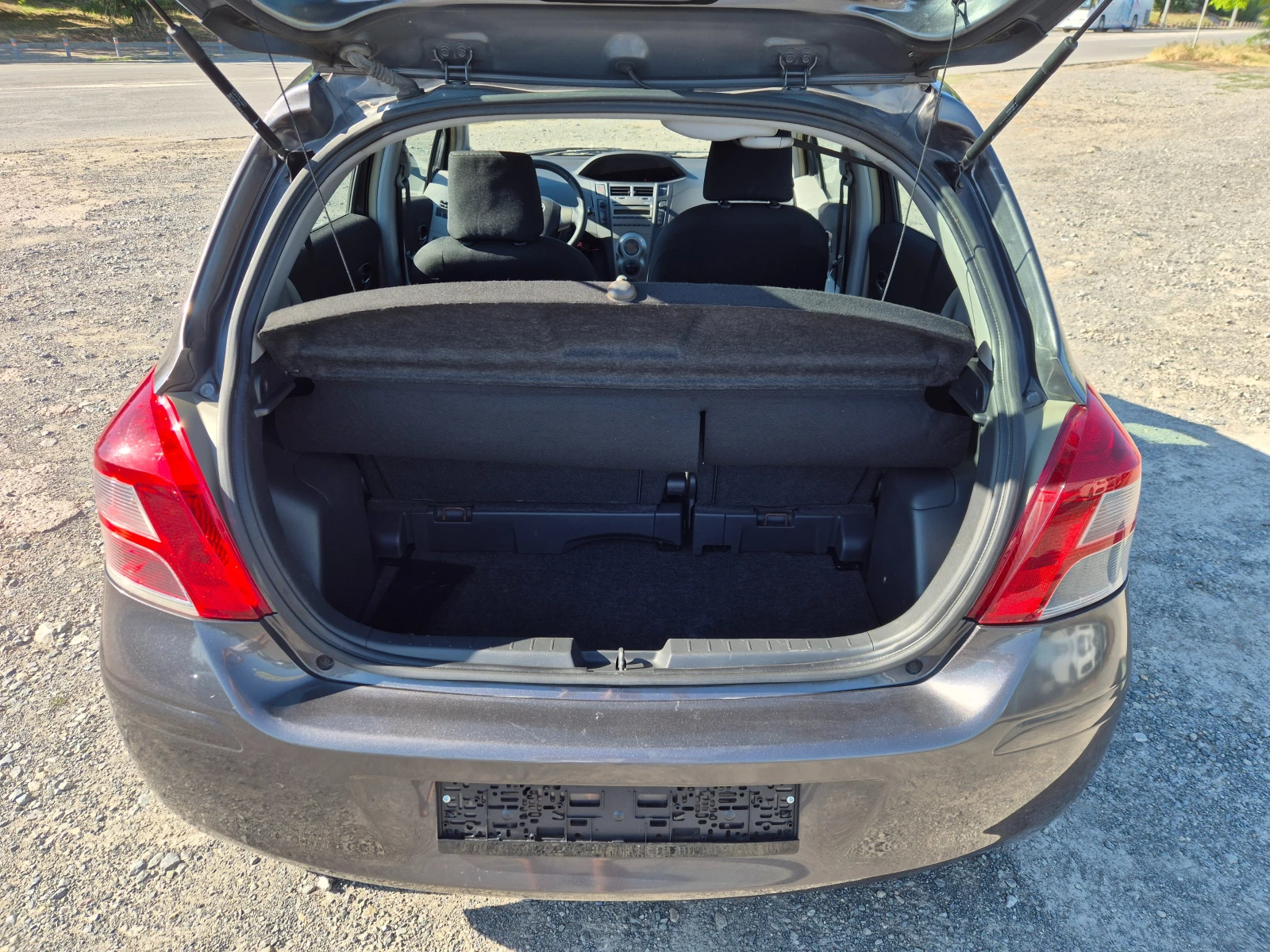 Toyota Yaris 1.3VVT-i | Mobile.bg � ����������� 11