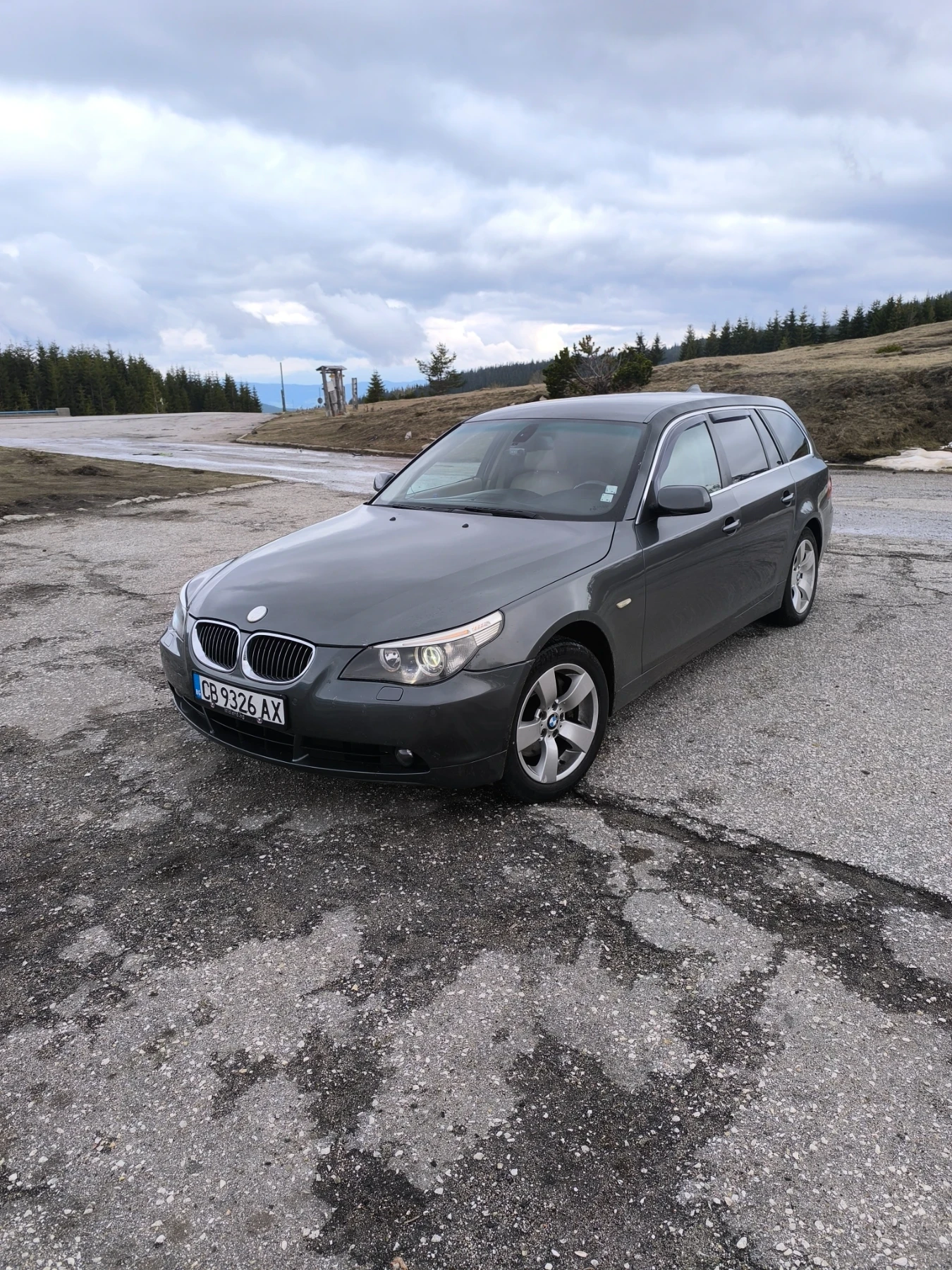 BMW 530 530xd, снимка 11 - Автомобили и джипове - 55272347