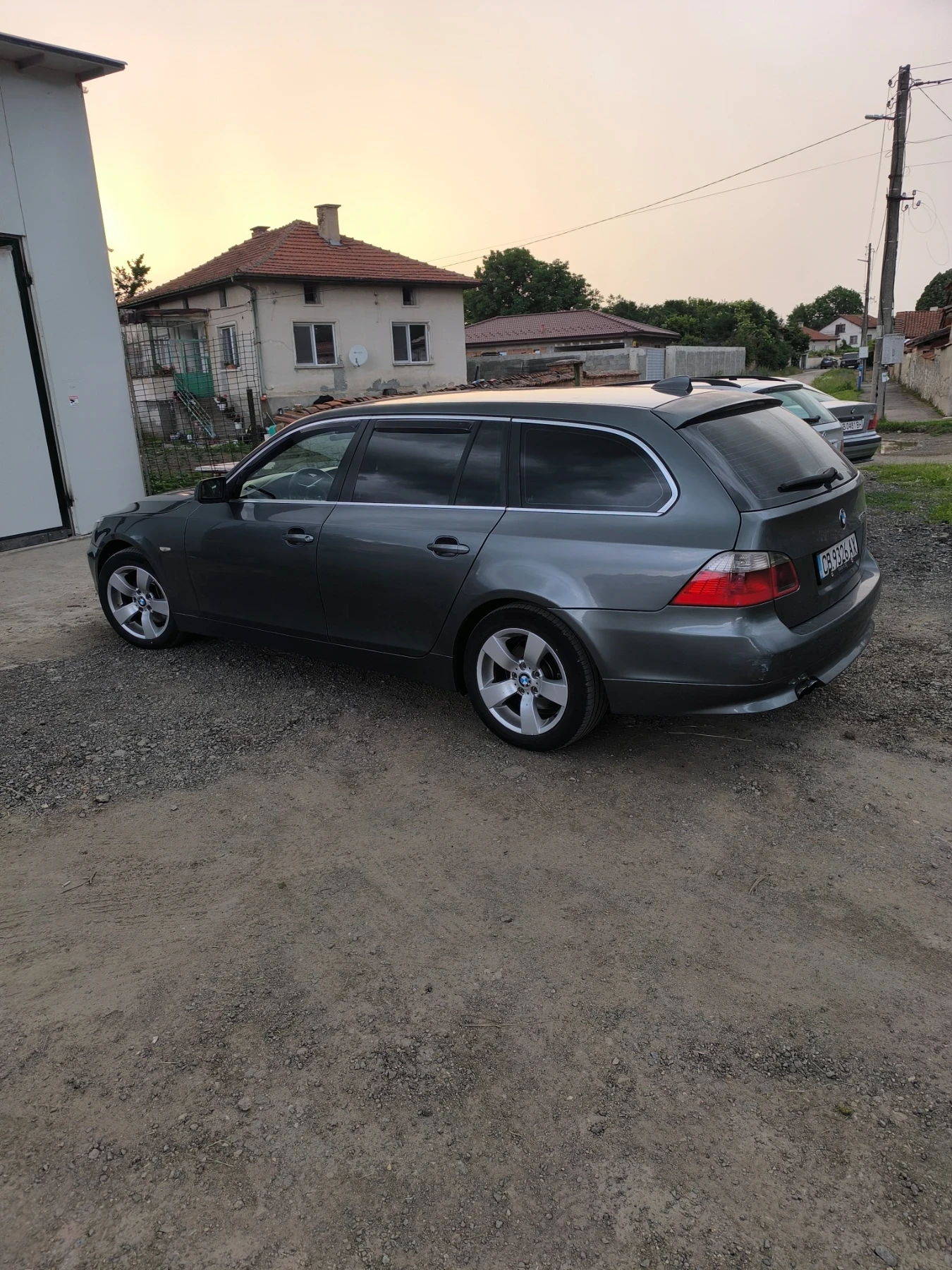 BMW 530 530xd, снимка 8 - Автомобили и джипове - 55272347