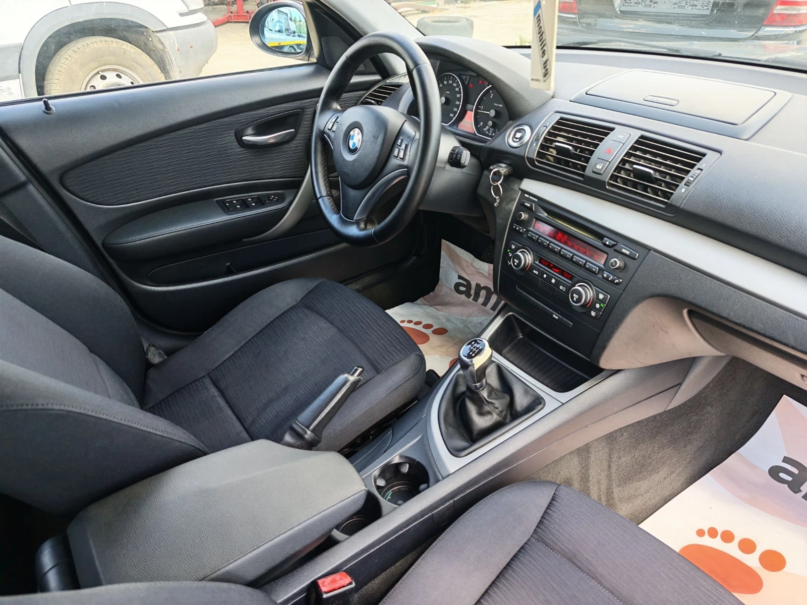 BMW 118 D , снимка 11 - Автомобили и джипове - 55357186