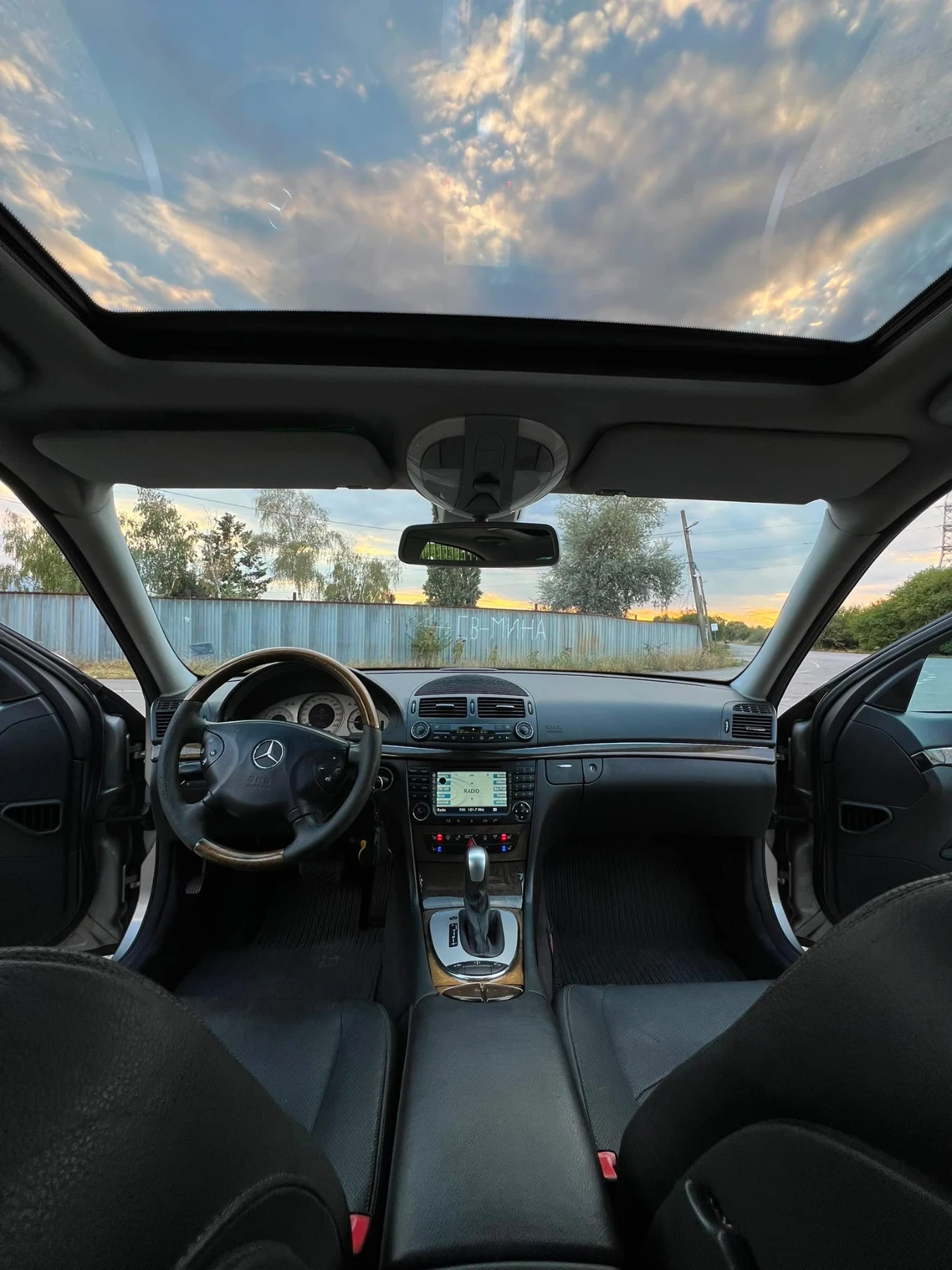 Mercedes-Benz E 320 Lorinser, снимка 9 - Автомобили и джипове - 56249146