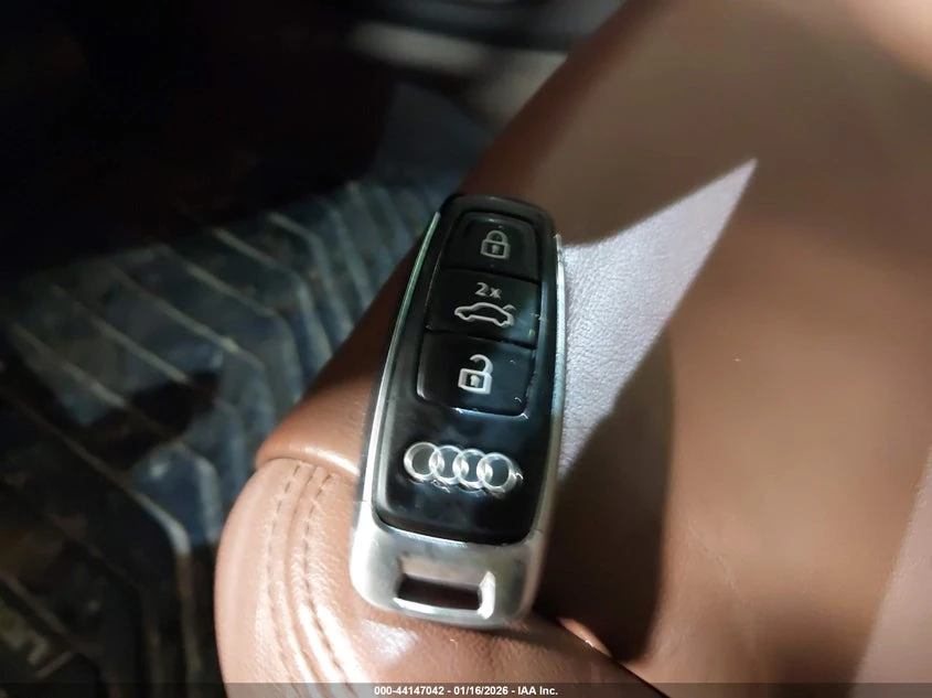Audi E-Tron Premium Quattro, снимка 11 - Автомобили и джипове - 55534805