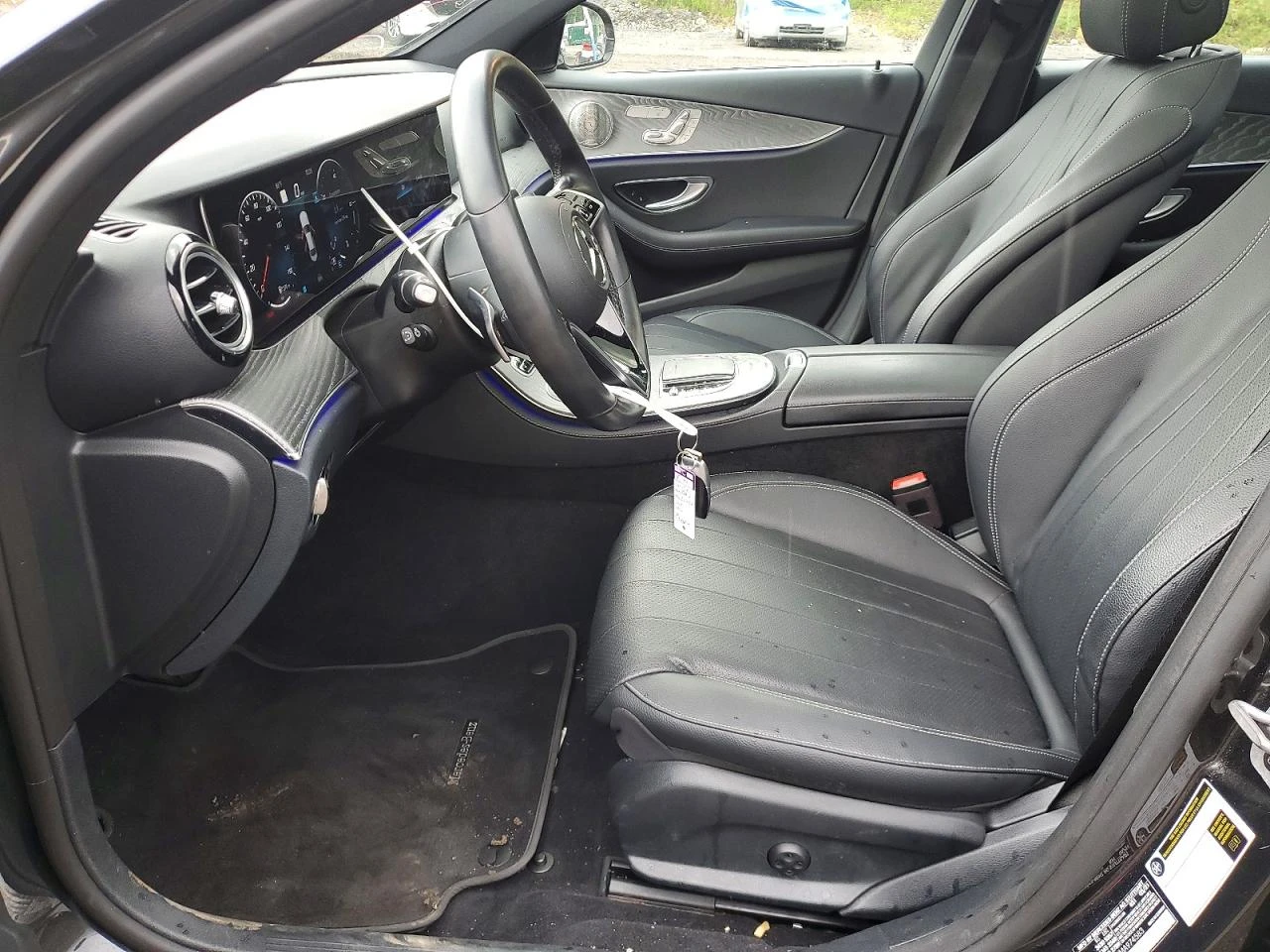 Mercedes-Benz E 350 2.0l 4Matic, снимка 7 - Автомобили и джипове - 56026451