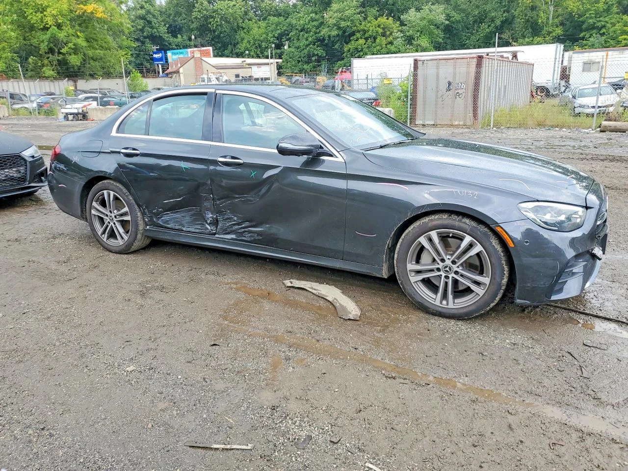 Mercedes-Benz E 350 2.0l 4Matic, снимка 4 - Автомобили и джипове - 56026451