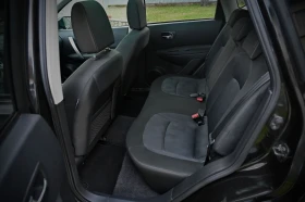 Nissan Qashqai 2.0i 4х4 Панорама, снимка 13