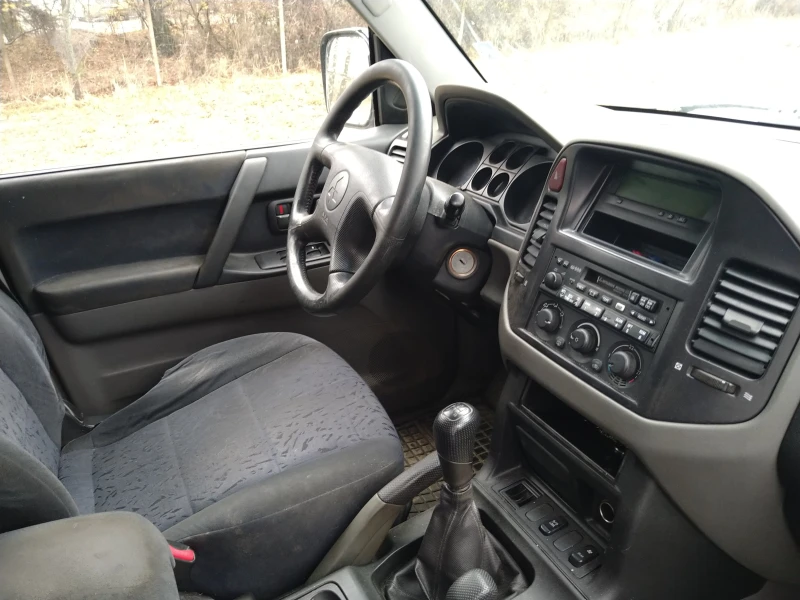 Mitsubishi Pajero, снимка 6 - Автомобили и джипове - 48189787