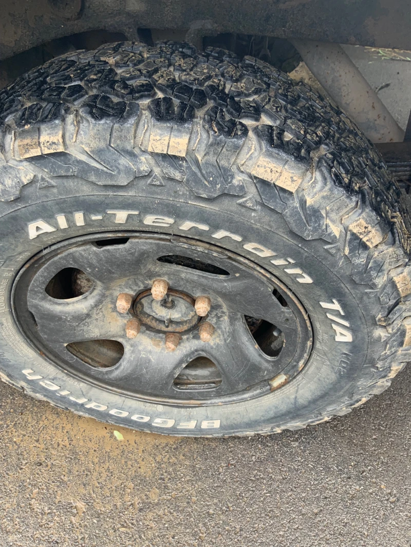 Toyota Hilux, снимка 5 - Автомобили и джипове - 52372099