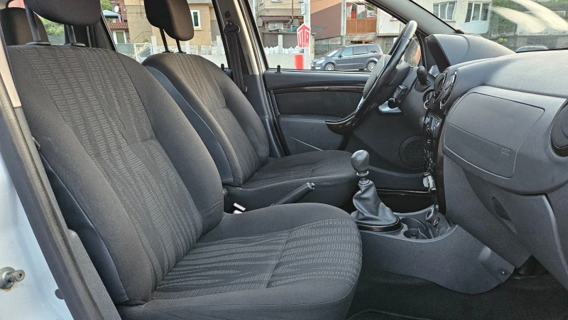 Dacia Duster 1.5 Dci 4x4/KLIMA/EURO5A, снимка 12 - Автомобили и джипове - 51451970