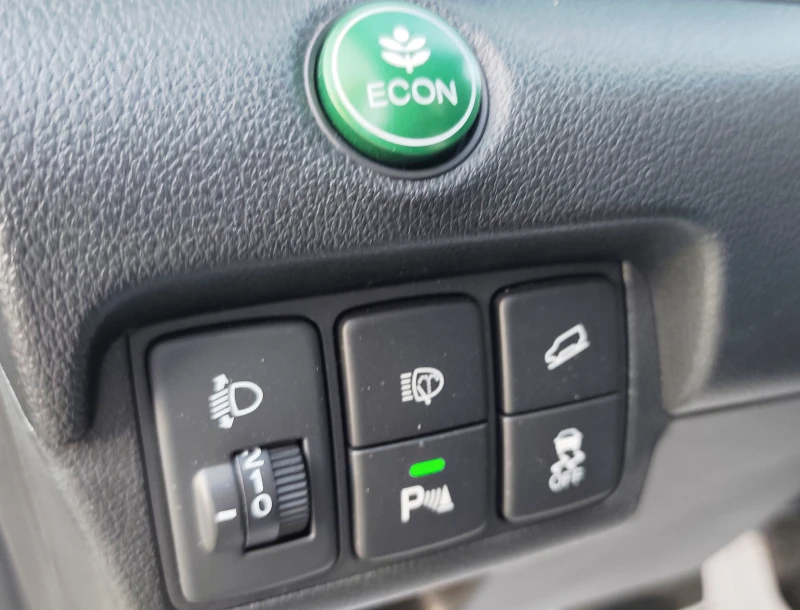 Honda Cr-v EURO 6B 4x4, снимка 12 - Автомобили и джипове - 52080712