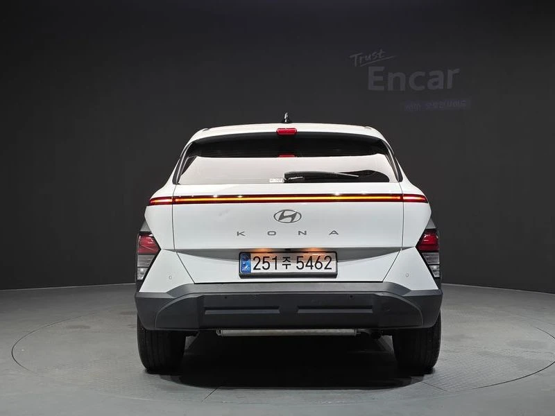 Hyundai Kona * 1.6* TURBO* 2WD* ЦЕНАДОБГ!, снимка 4 - Автомобили и джипове - 55603548