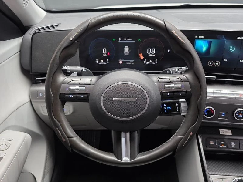 Hyundai Kona * 1.6* TURBO* 2WD* ЦЕНАДОБГ!, снимка 13 - Автомобили и джипове - 55603548