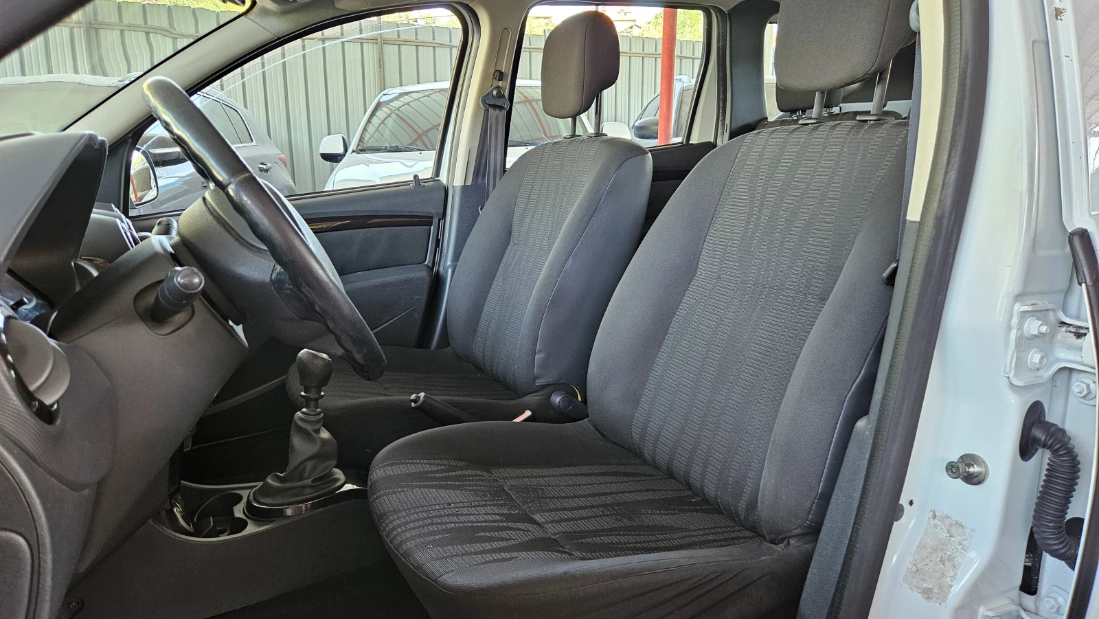 Dacia Duster 1.5 Dci 4x4/KLIMA/EURO5A | Mobile.bg   11