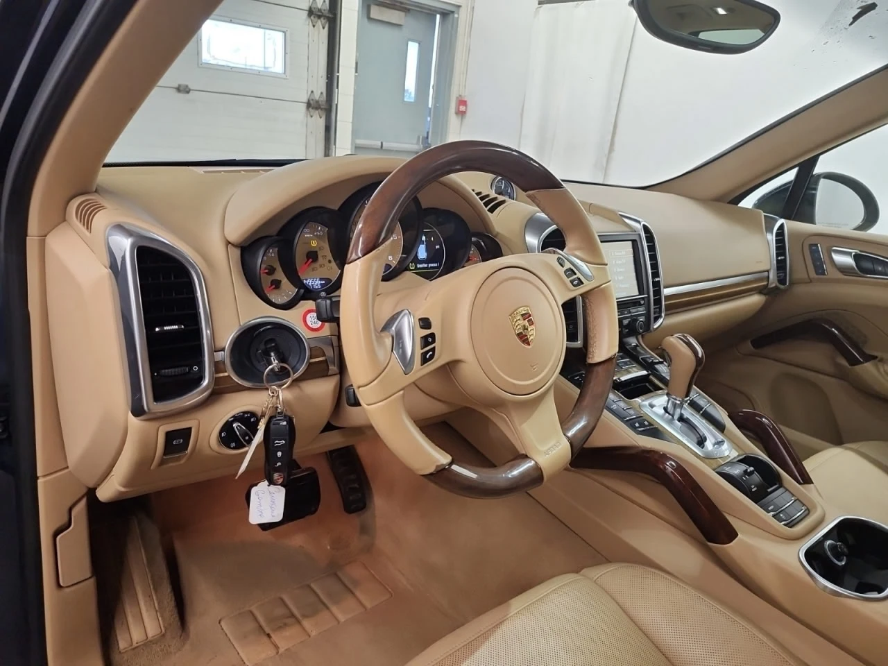 Porsche Cayenne * АВТО КРЕДИТ* ЦЕНА ДО БГ * Сервизна история *  - изображение 8