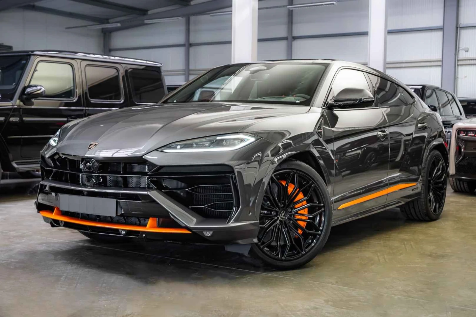 Lamborghini Urus NEW* SE HYBRID* B&O* 360* 23"*  - изображение 3