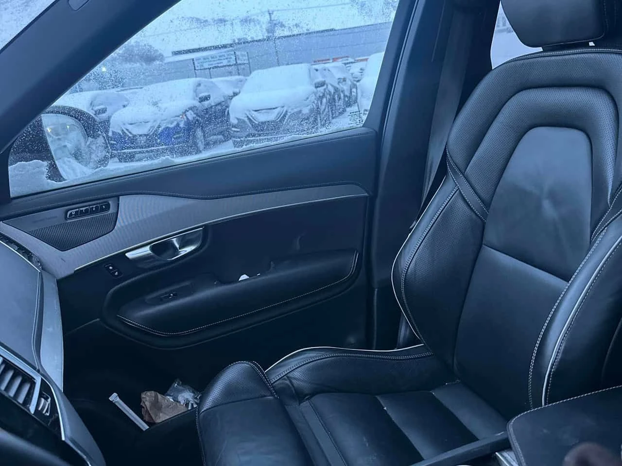 Volvo Xc90  | Ultimate Dark Theme | CARFAX | Mobile.bg � ����������� 12