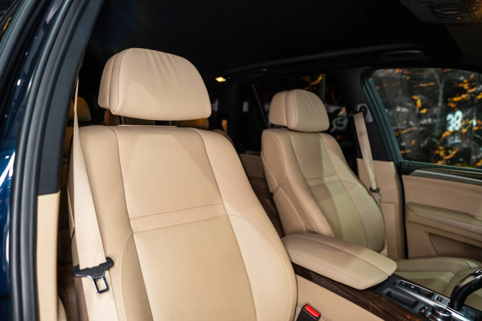 BMW X5 4.0D XDRIVE FACELIFT M PACK NAVI HUD ЛИЗИНГ 100%, снимка 14 - Автомобили и джипове - 53948731