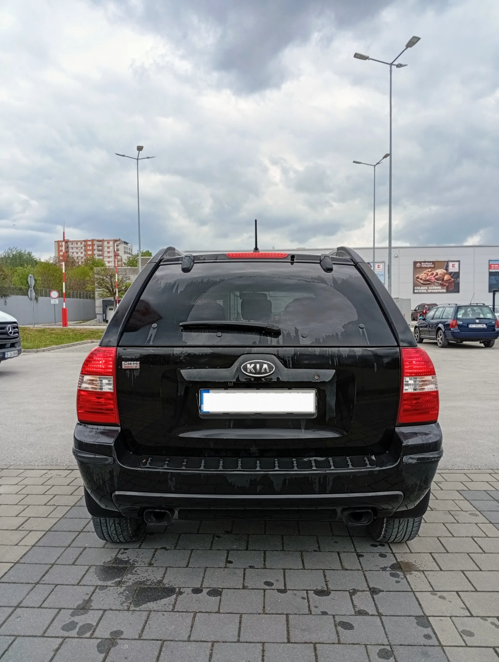 Kia Sportage Заводско състояние !, снимка 6 - Автомобили и джипове - 54383958