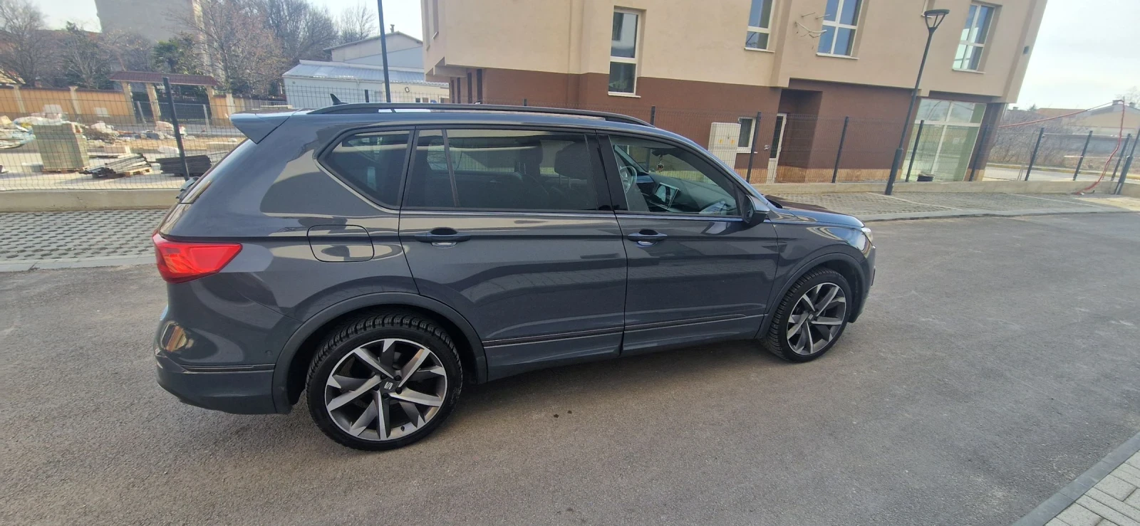 Seat Tarraco 1.5 Fr, снимка 4 - Автомобили и джипове - 54567463