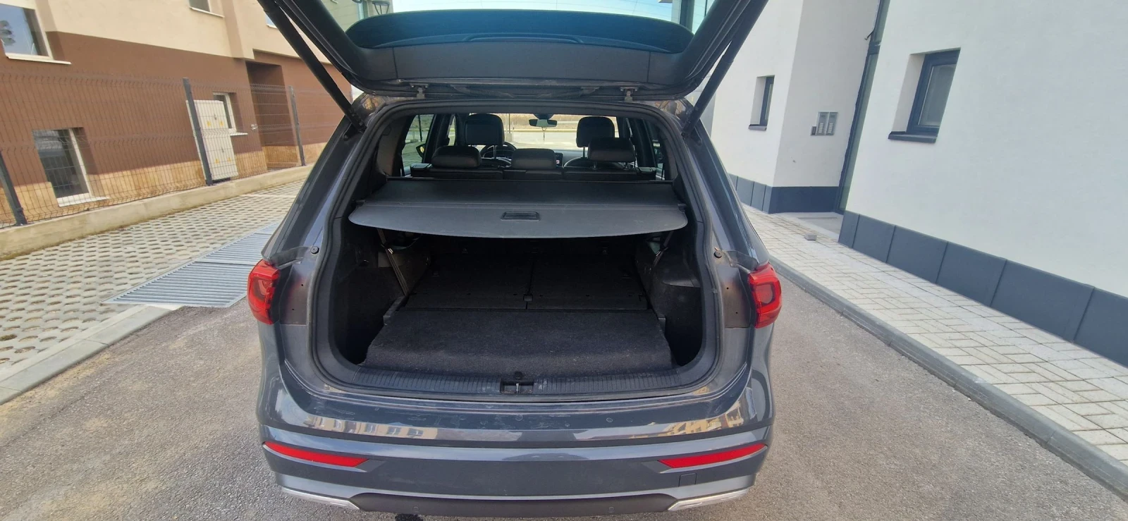 Seat Tarraco 1.5 Fr, снимка 5 - Автомобили и джипове - 54567463