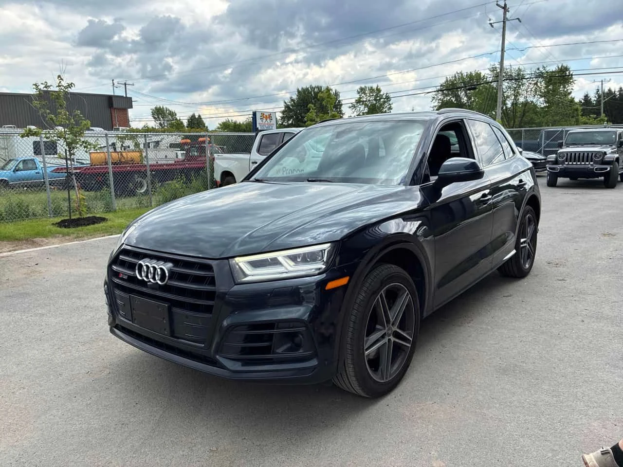 Audi SQ5 Technik/ПАНОРАМА/ДИСТРОНИК/360, снимка 2 - Автомобили и джипове - 55063542