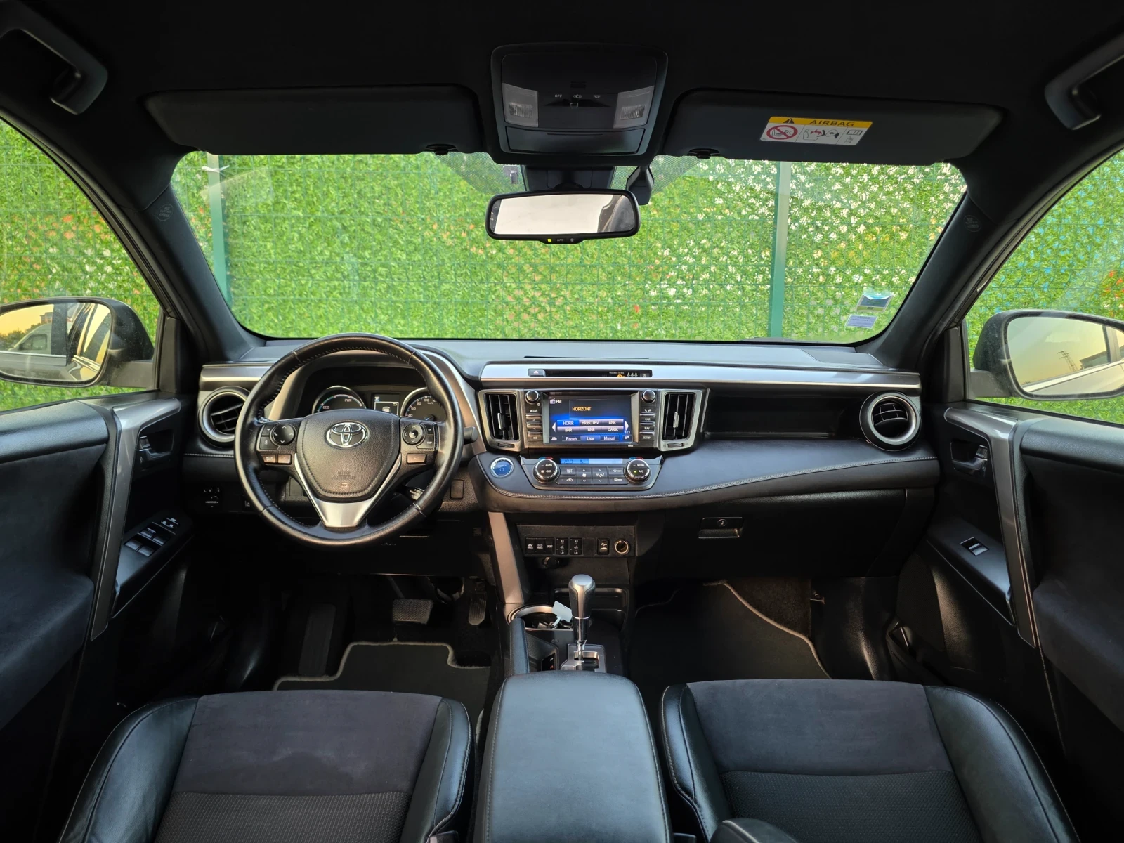 Toyota Rav4 2.5Hybrid 197кс, снимка 10 - Автомобили и джипове - 55658192