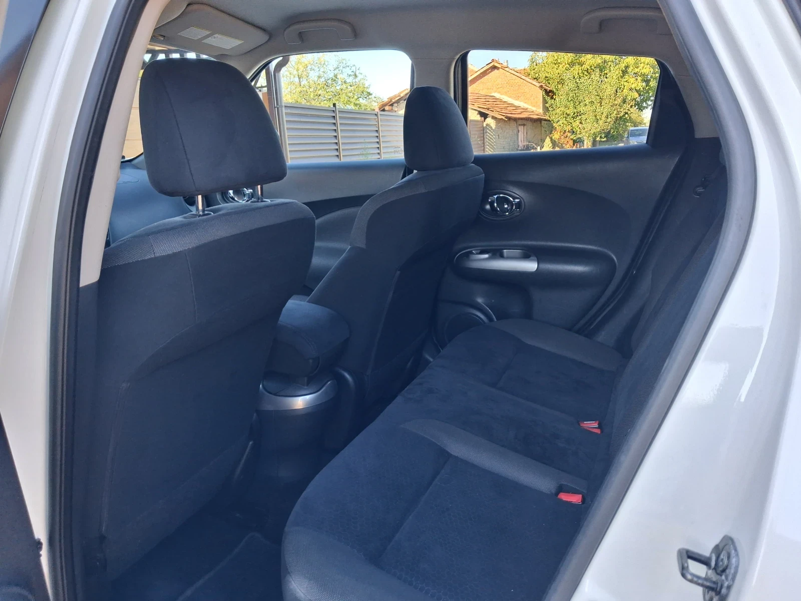Nissan Juke 1, 6, снимка 16 - Автомобили и джипове - 56349204
