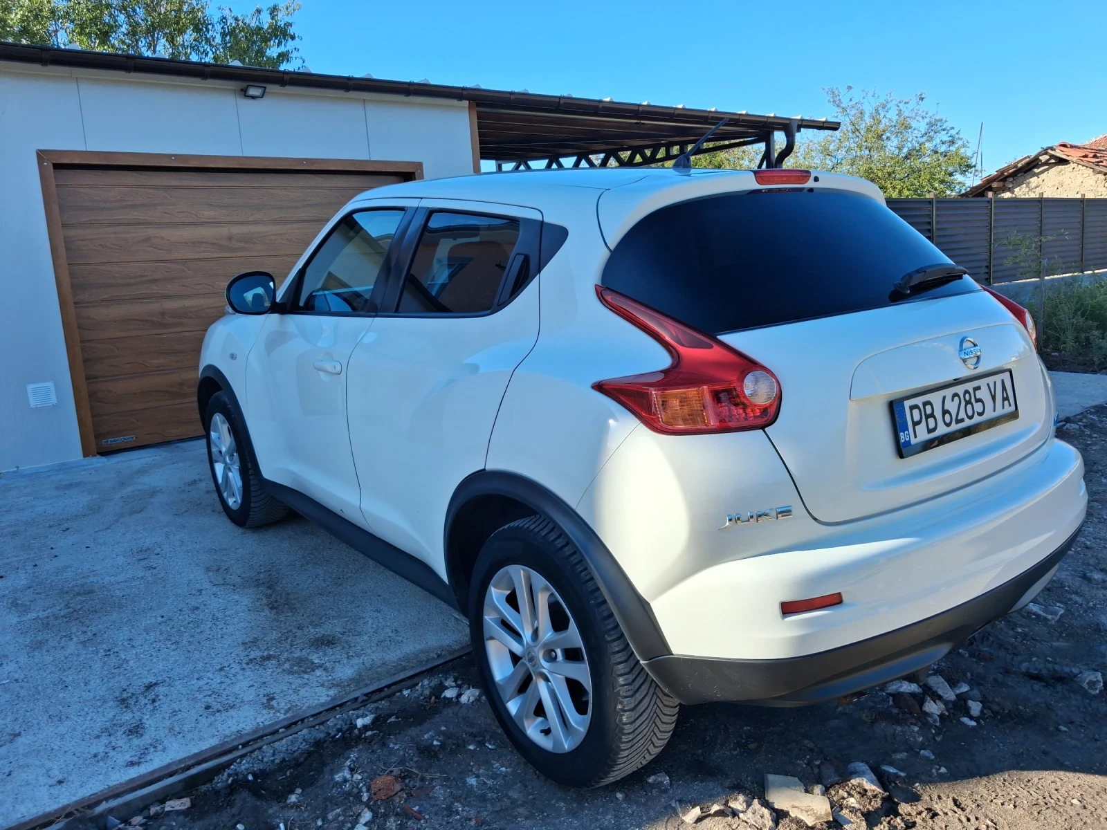 Nissan Juke 1, 6, снимка 3 - Автомобили и джипове - 56349204