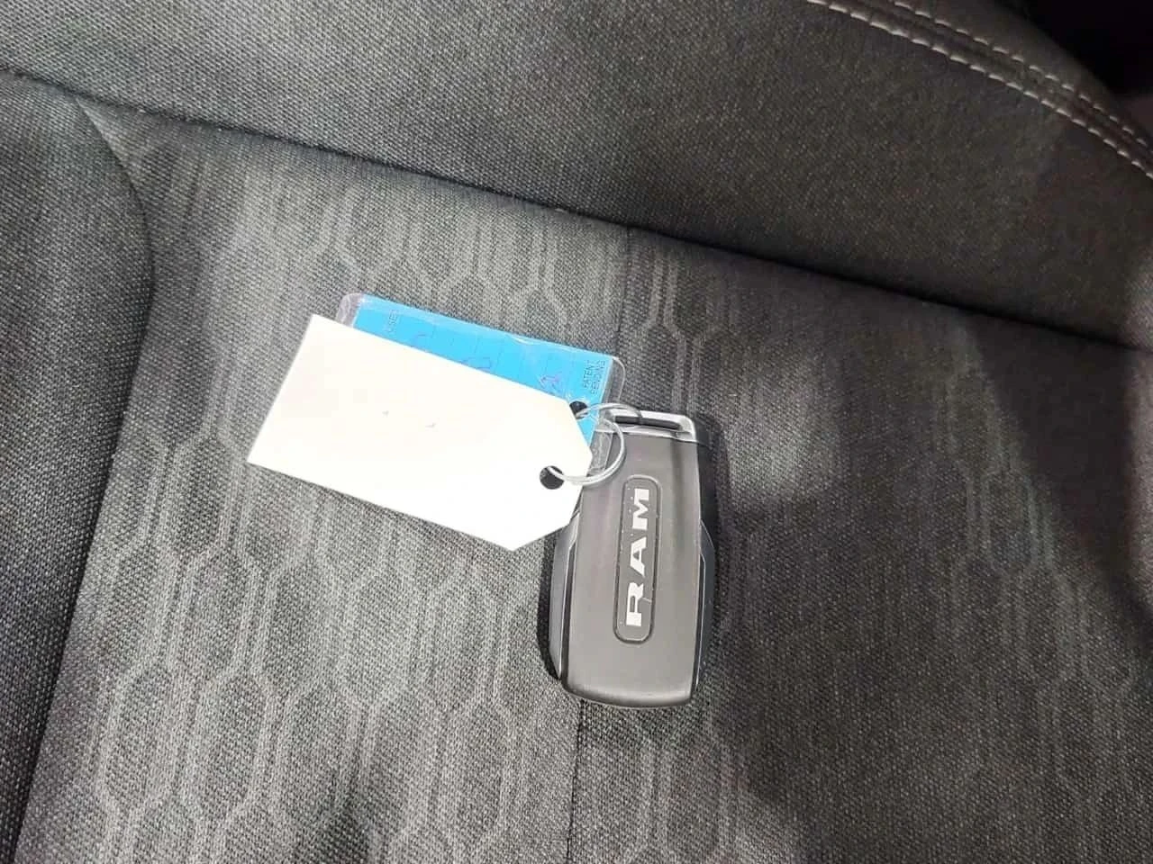 Dodge RAM 1500, снимка 8 - Автомобили и джипове - 56688480