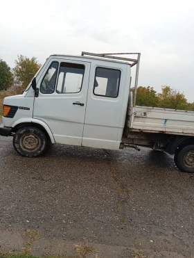 Mercedes-Benz 210, снимка 2