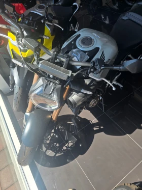 Honda Cb 650r E-clutch 2026 ���. � � �2-35 kw | Mobile.bg � ����� ������ 17
